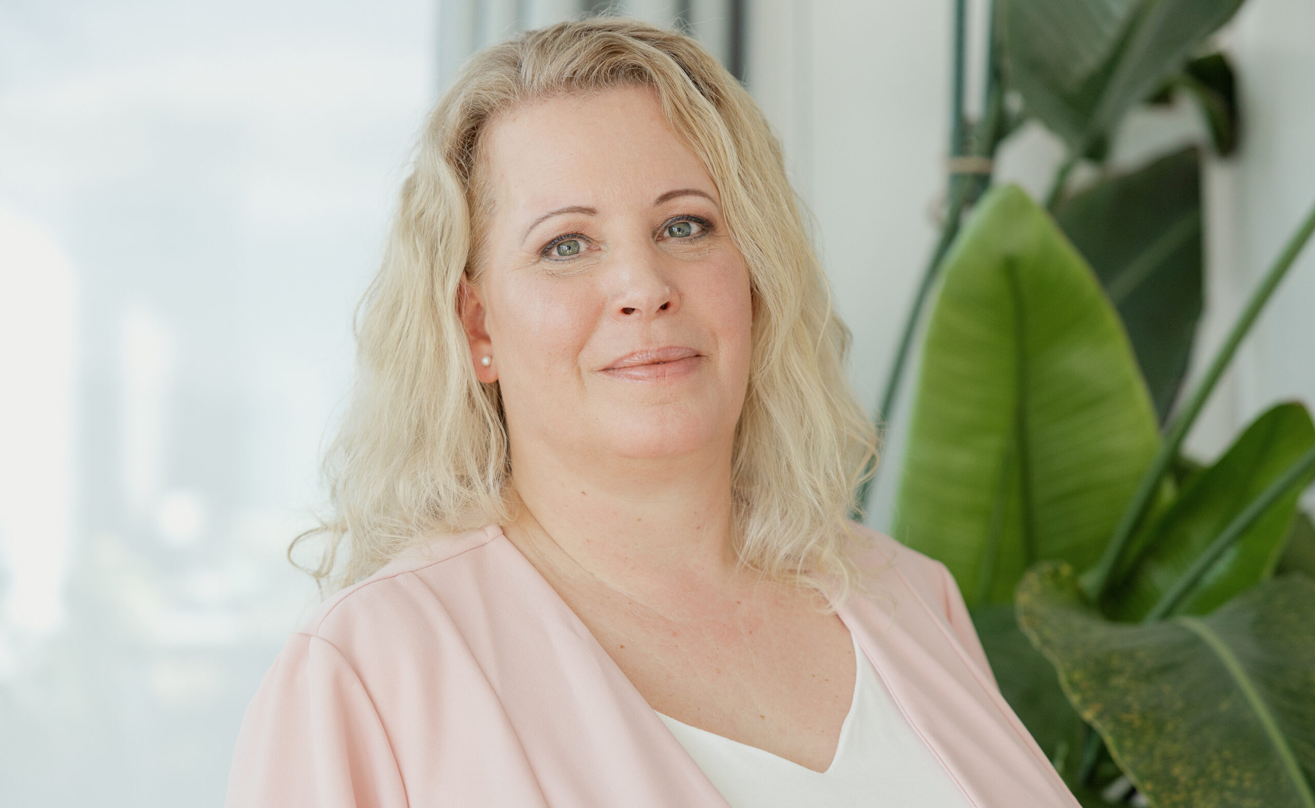 020_jlp_260224_portraits__beatrice Hilfe-Coaching-LongCovid